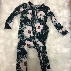 Posh Peanut Payton Ruffled Footie